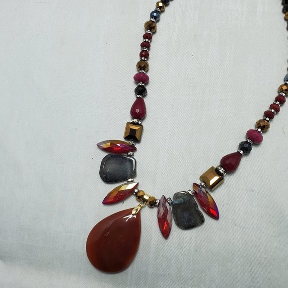 Ali Khan multi glass stone with beads necklace red theme with gift box - Picture 4 of 6